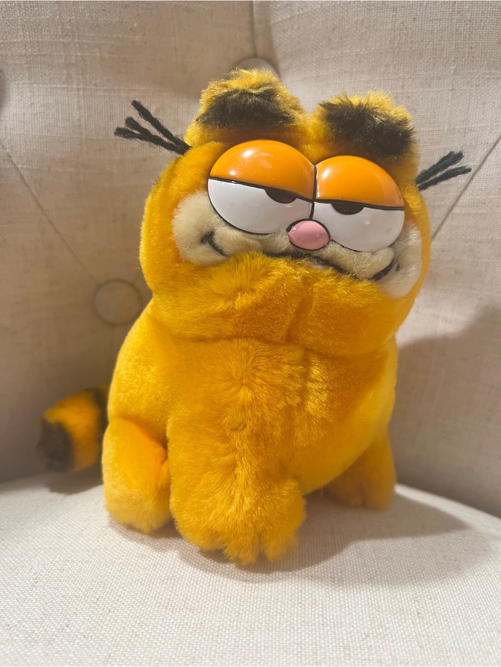 Vintage Garfield 1978, 1981 Dakin Plush Sitting Fat Cat Stuffed Animal Toy 6"